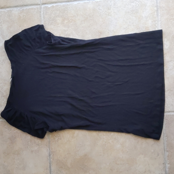 Beautiful Off the Shoulder Top - Picture 5 of 5